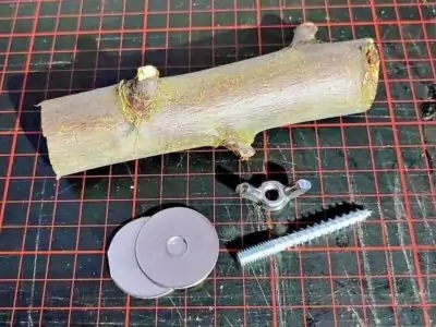 Knabberast mit Astschraube